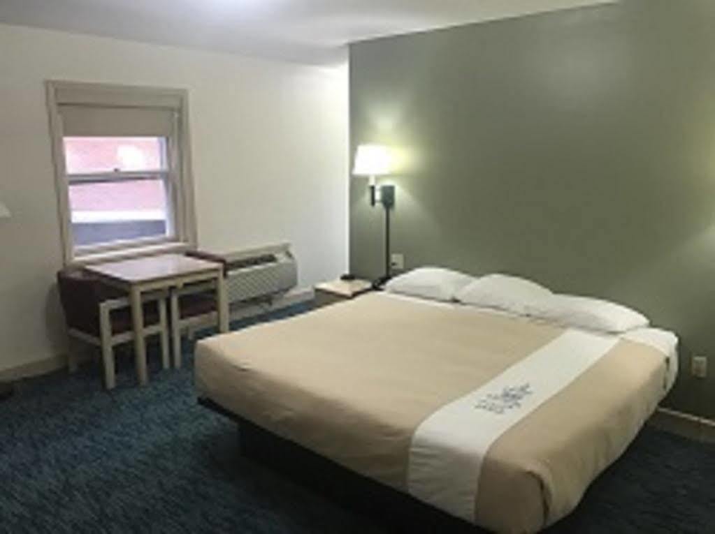Bluebird Spa City Motor Lodge Saratoga Springs Zewnętrze zdjęcie
