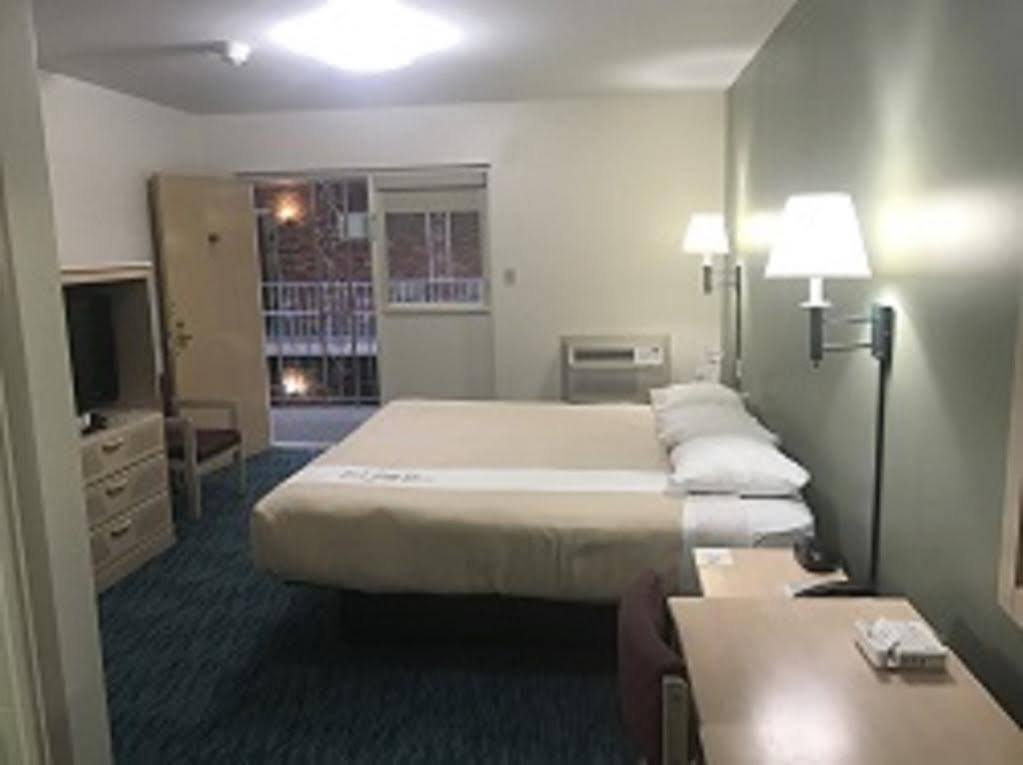 Bluebird Spa City Motor Lodge Saratoga Springs Zewnętrze zdjęcie
